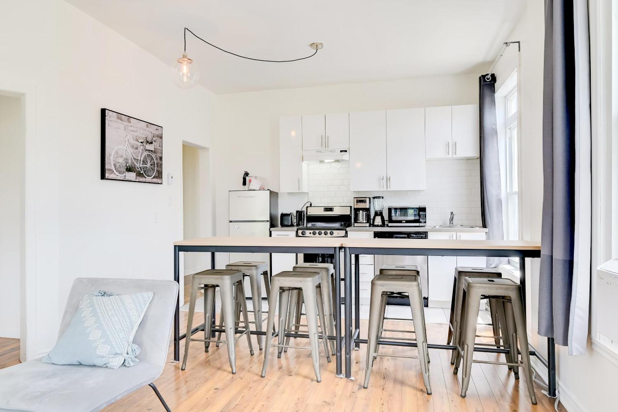 Chez Mont Royal Apartments! Montreal Exterior photo